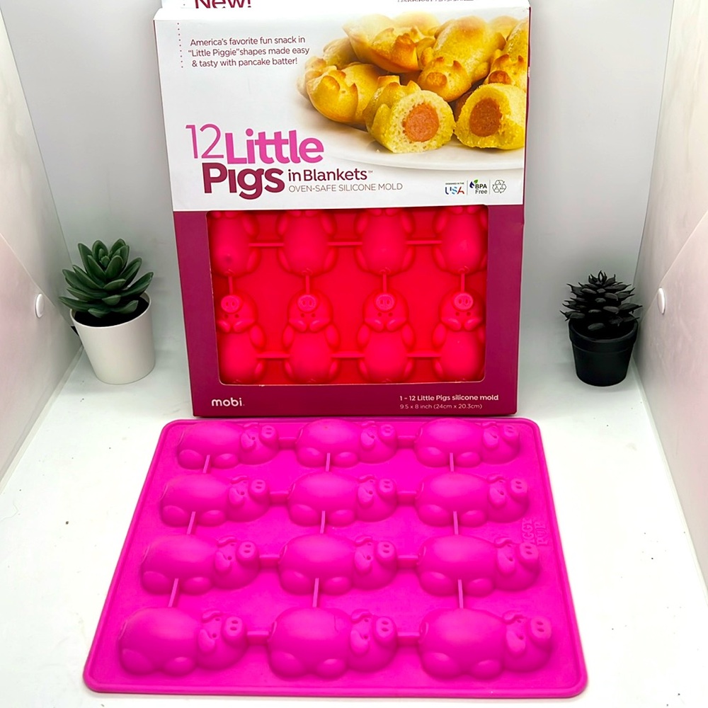 24 Little Pigs in Blanket Oven Safe Silicone Baking Molds NIB